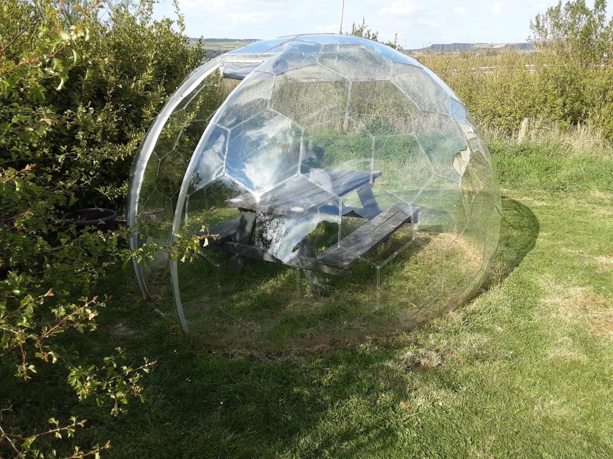 The Rainbow Pod Villa Milltown Malbay Buitenkant foto